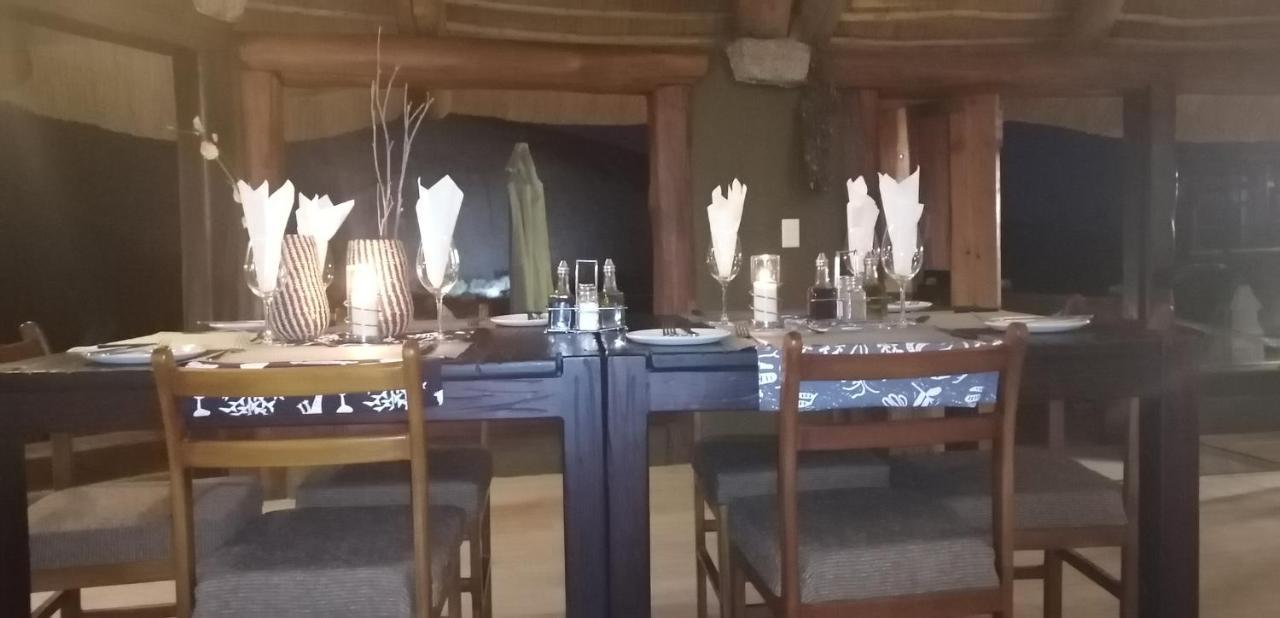 Ondudu Safari Lodge Omaruru Exteriér fotografie