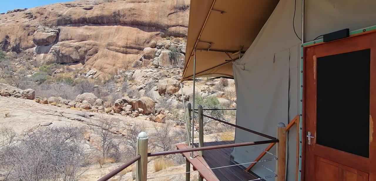 Ondudu Safari Lodge Omaruru Exteriér fotografie