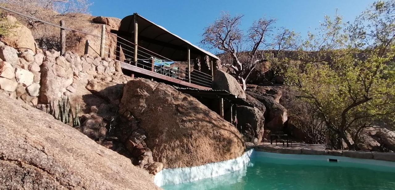 Ondudu Safari Lodge Omaruru Exteriér fotografie