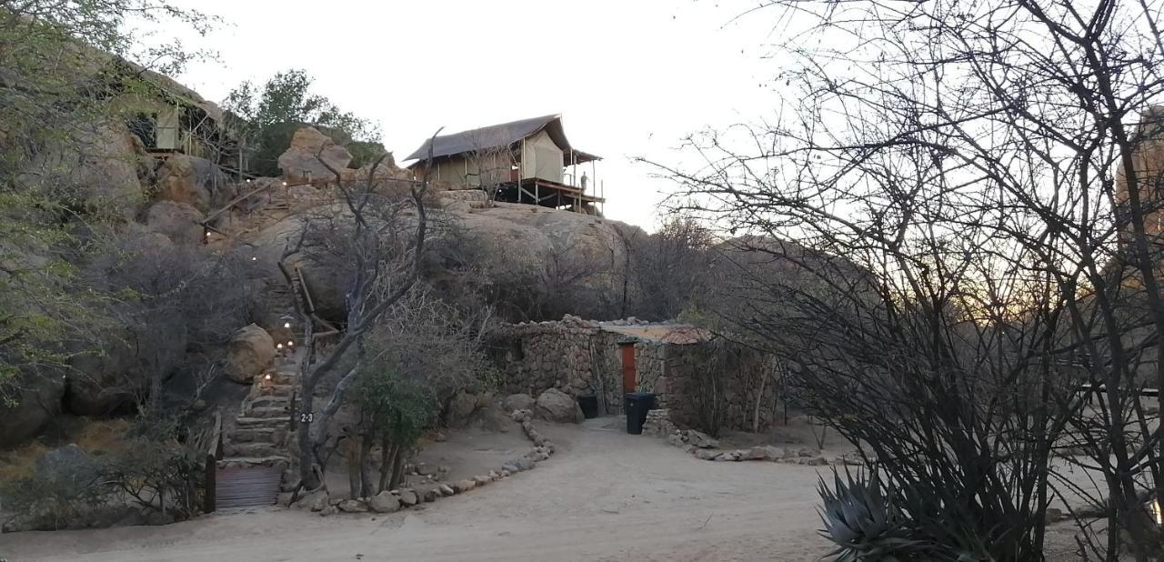 Ondudu Safari Lodge Omaruru Exteriér fotografie