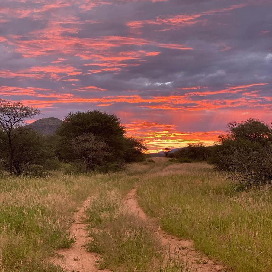 Ondudu Safari Lodge Omaruru Exteriér fotografie