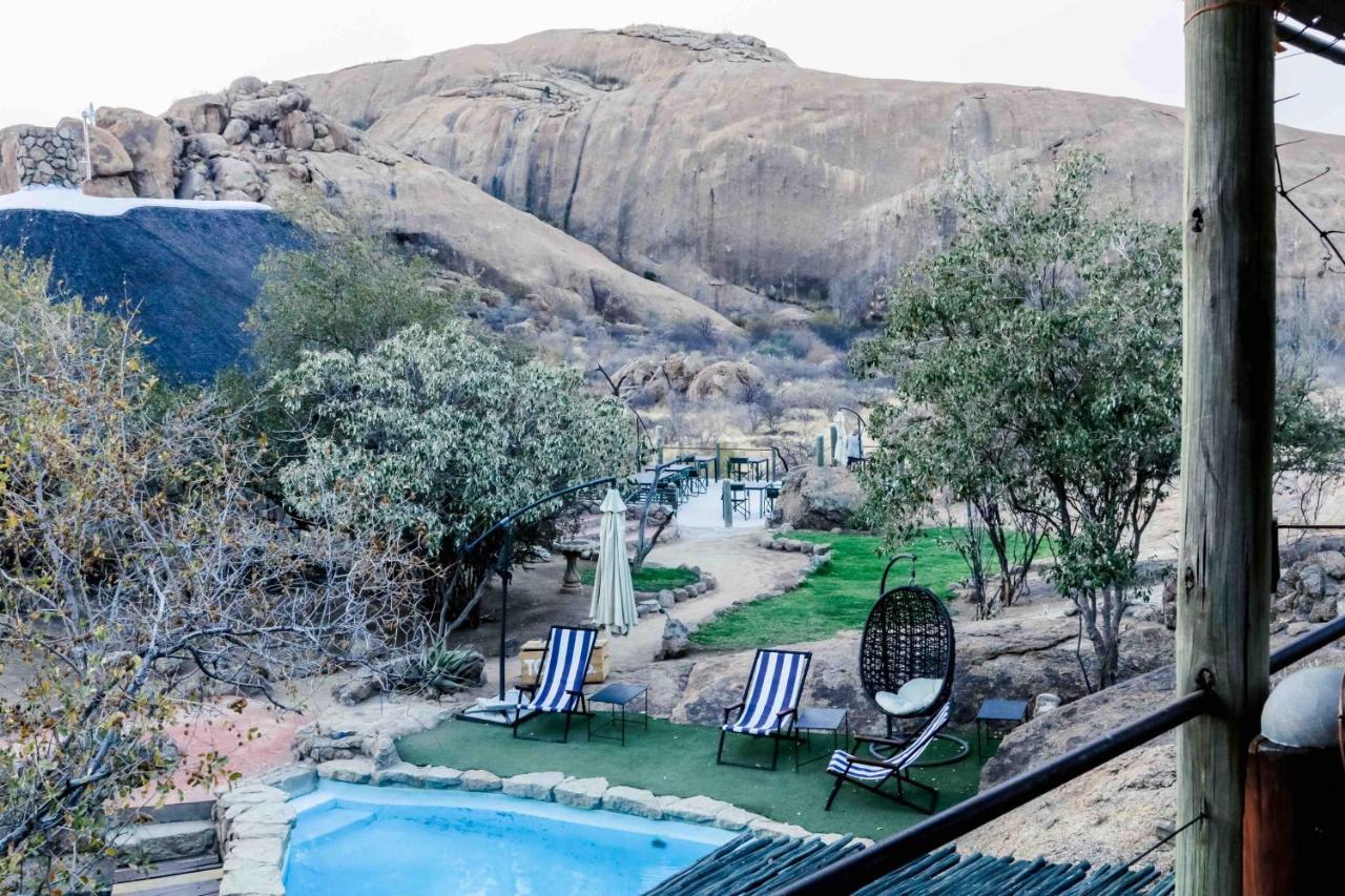 Ondudu Safari Lodge Omaruru Exteriér fotografie