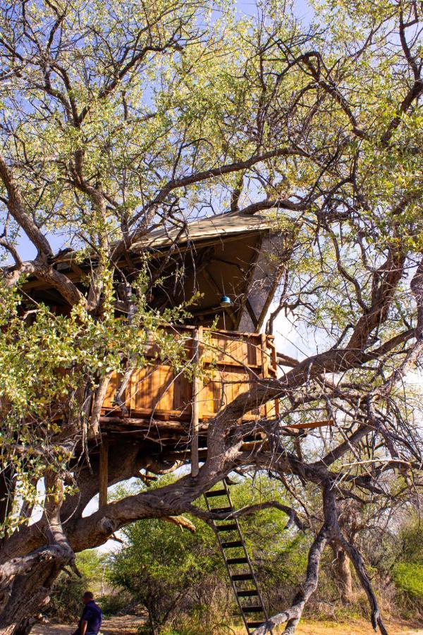Ondudu Safari Lodge Omaruru Exteriér fotografie