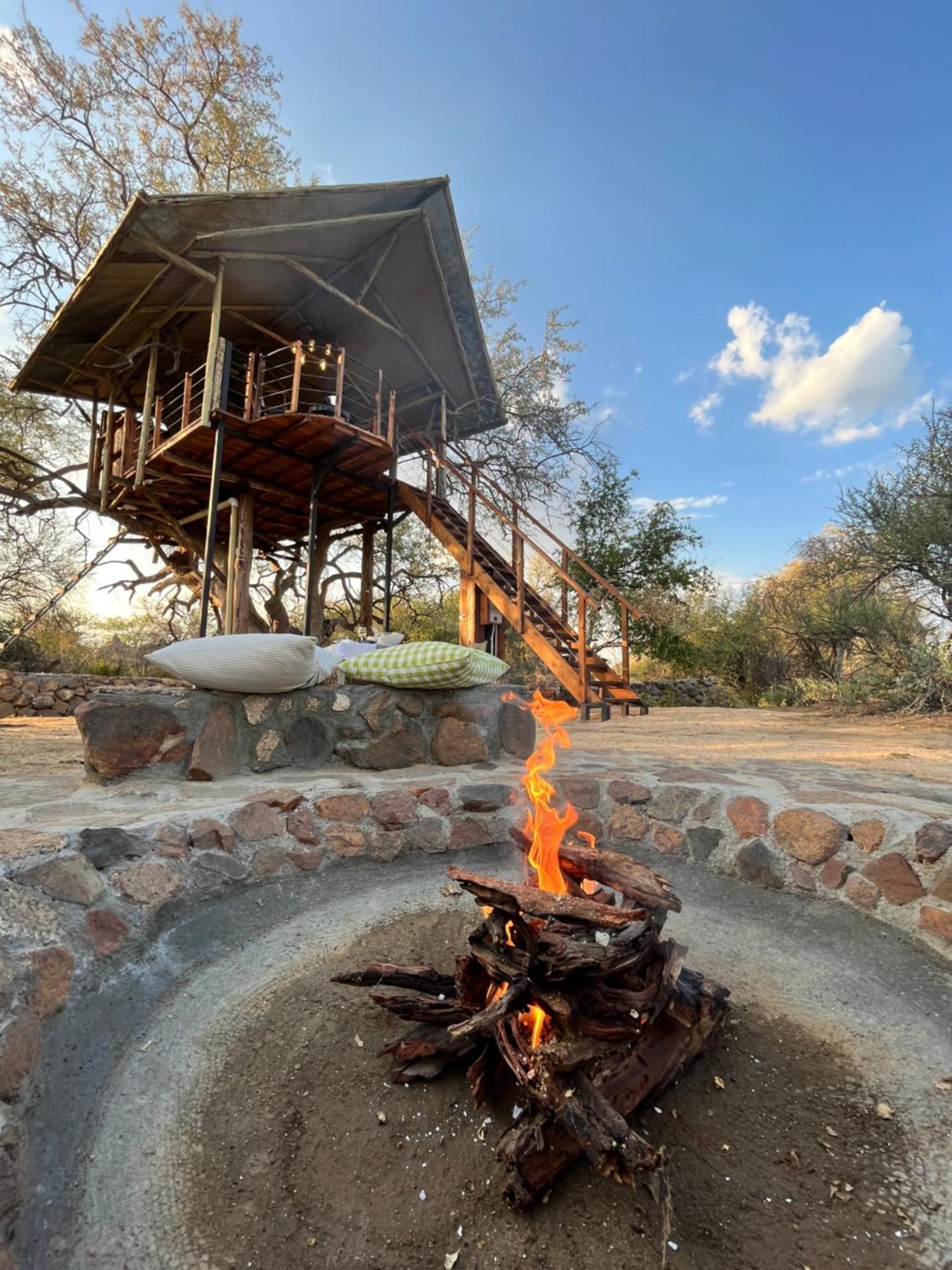 Ondudu Safari Lodge Omaruru Exteriér fotografie