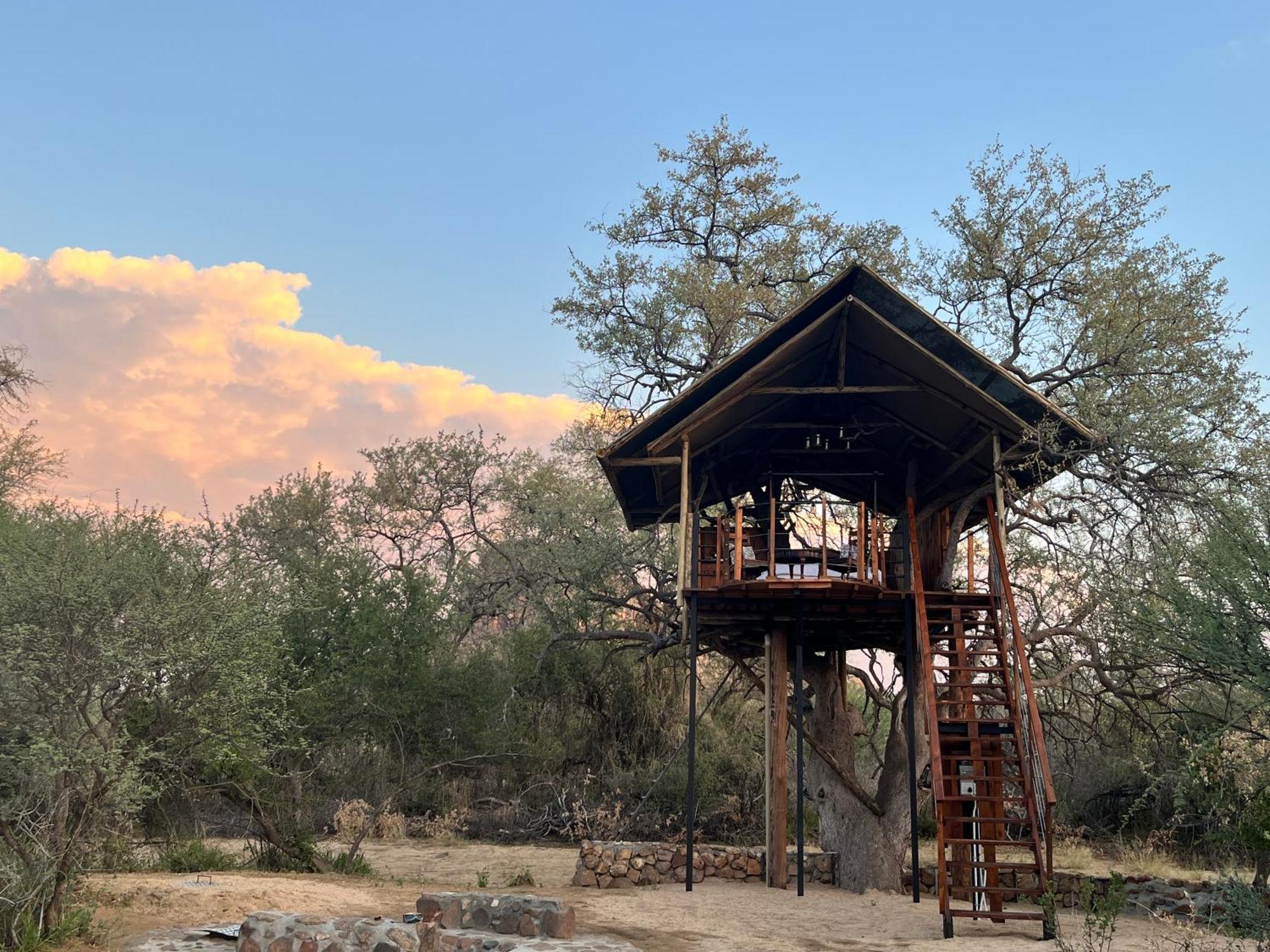 Ondudu Safari Lodge Omaruru Exteriér fotografie