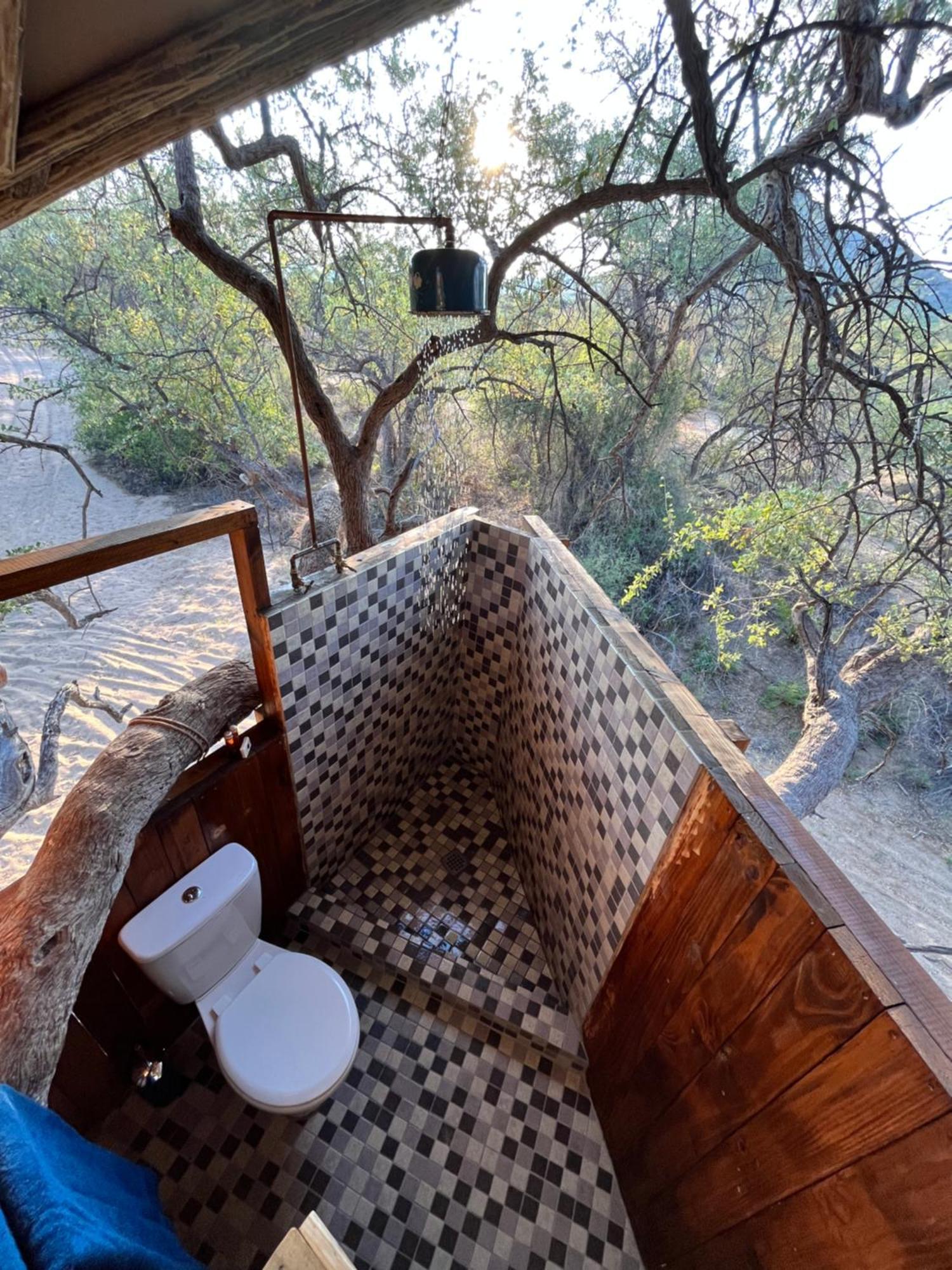 Ondudu Safari Lodge Omaruru Exteriér fotografie